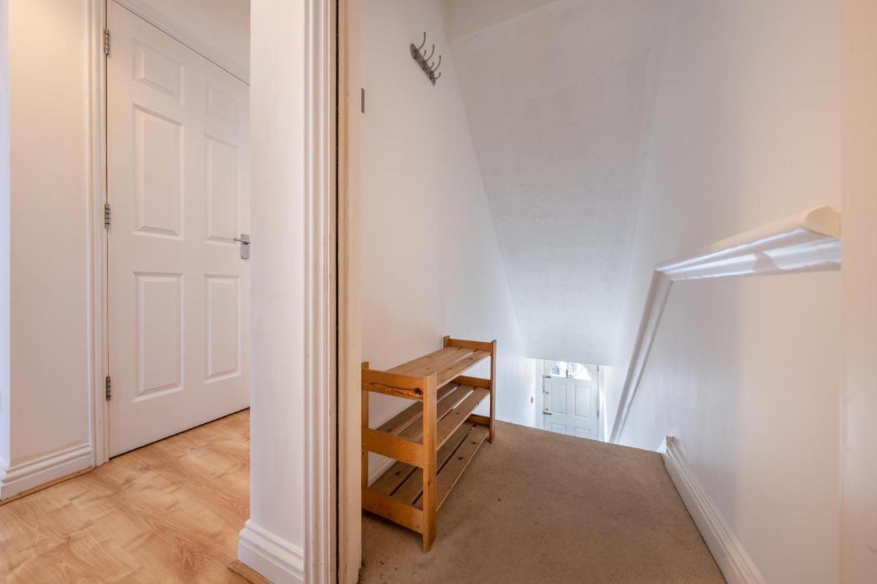 Stansted Airport & Bishops Stortford Town Centre Professional Apartment Bishop's Stortford Buitenkant foto