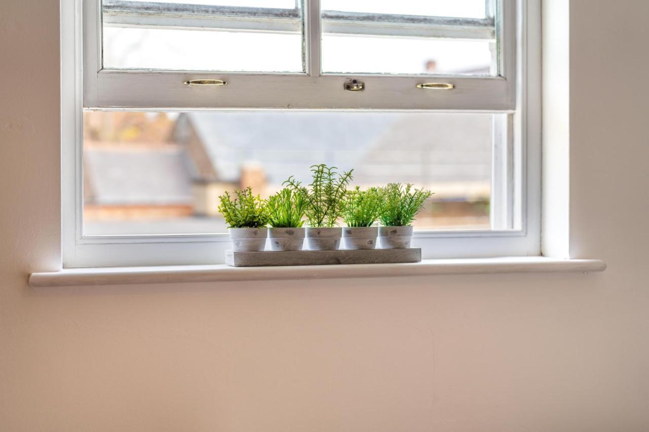 Stansted Airport & Bishops Stortford Town Centre Professional Apartment Bishop's Stortford Buitenkant foto